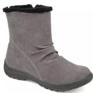 Journee Collection Lodiak Women's Winter Ankle Boots